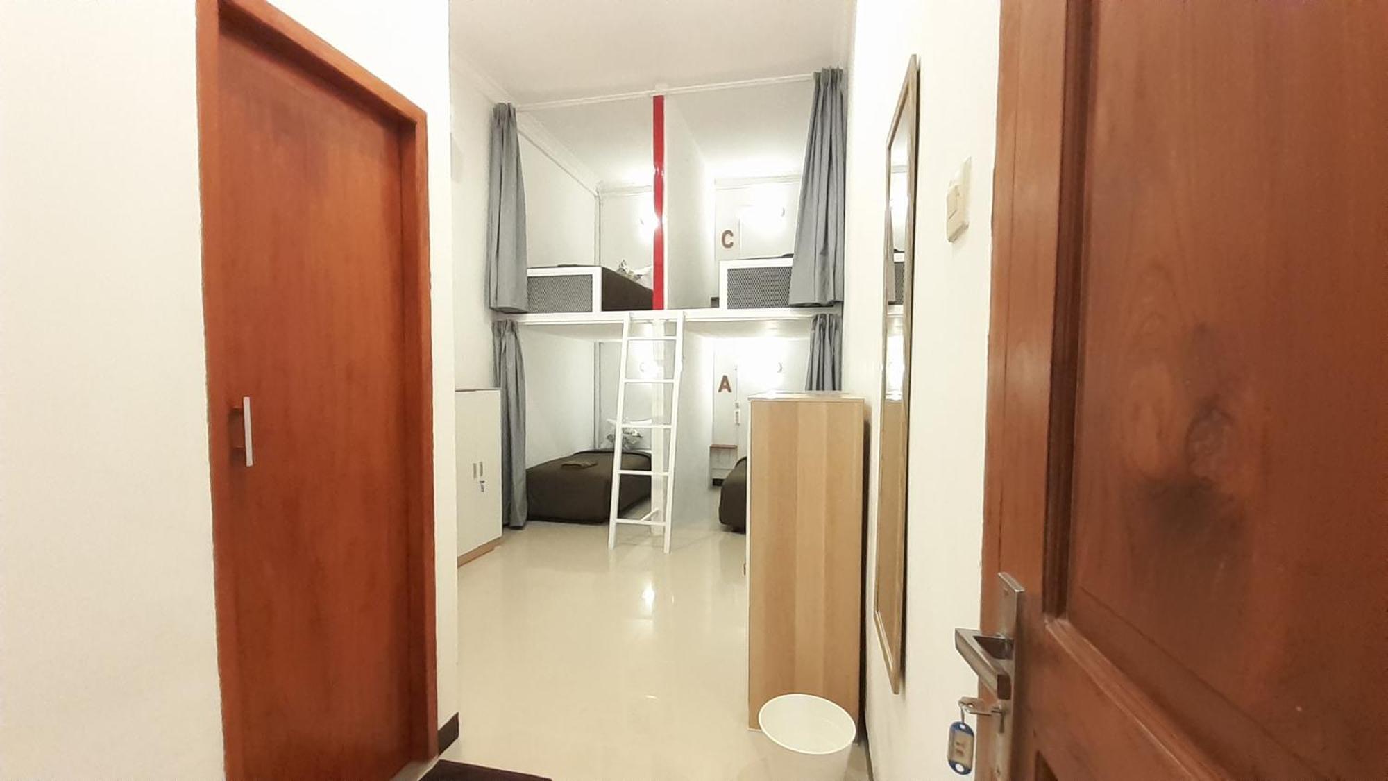Hostel Revive By Snooze Banyuwangi  Exterior foto